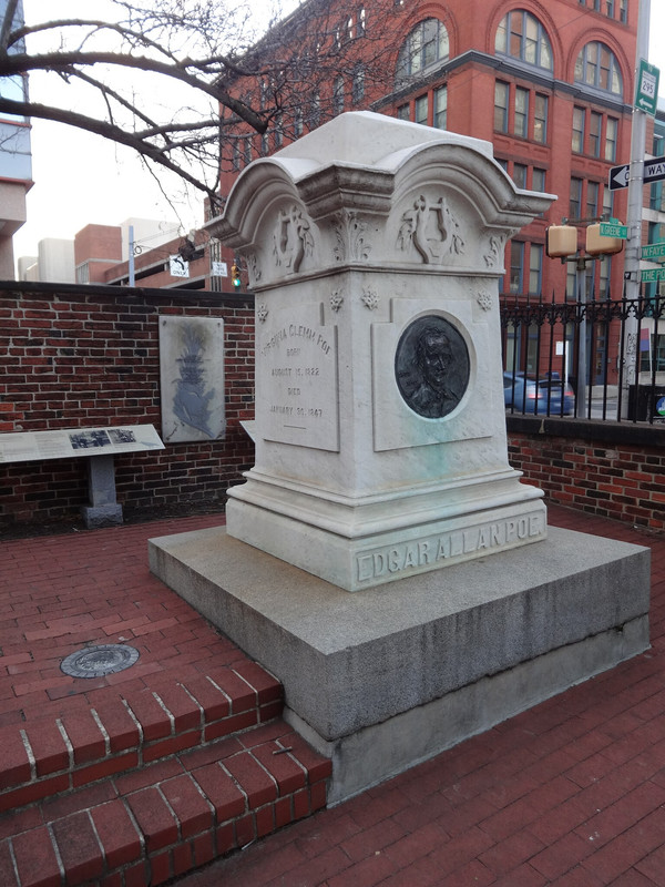 3-Grave-of-Edgar-Allan-Poe-03