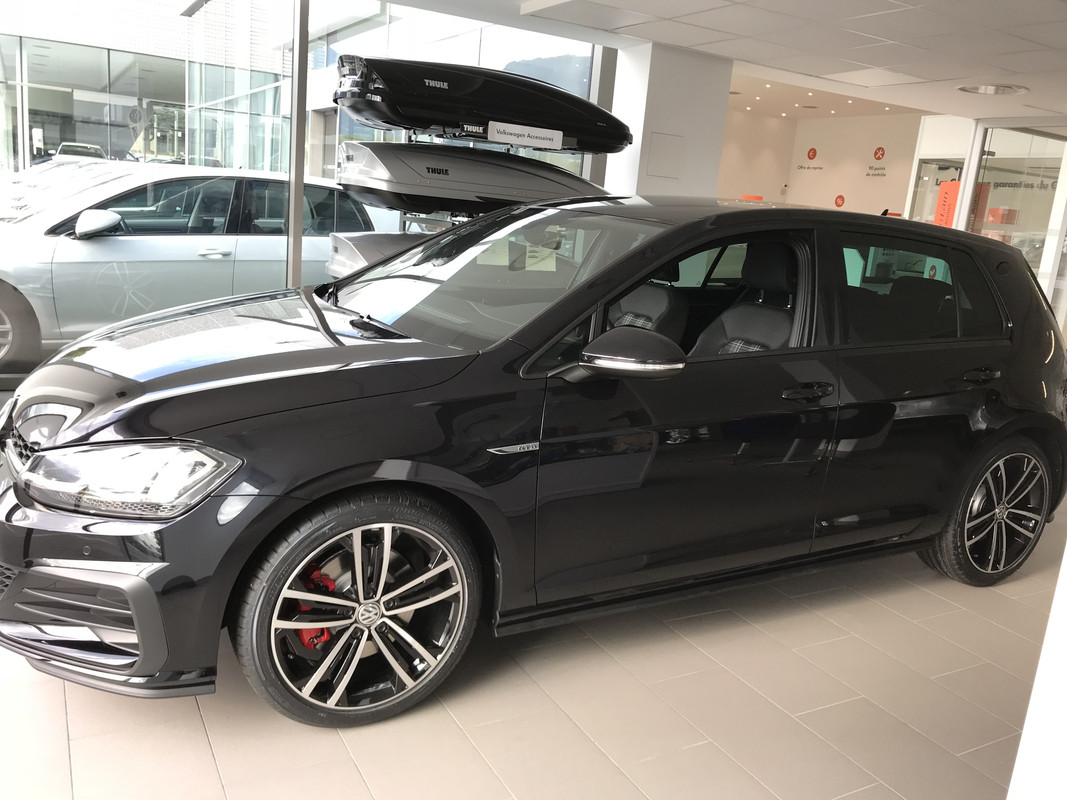 9FF0350C-AE2B-4A36-A3C2-158945E63F70