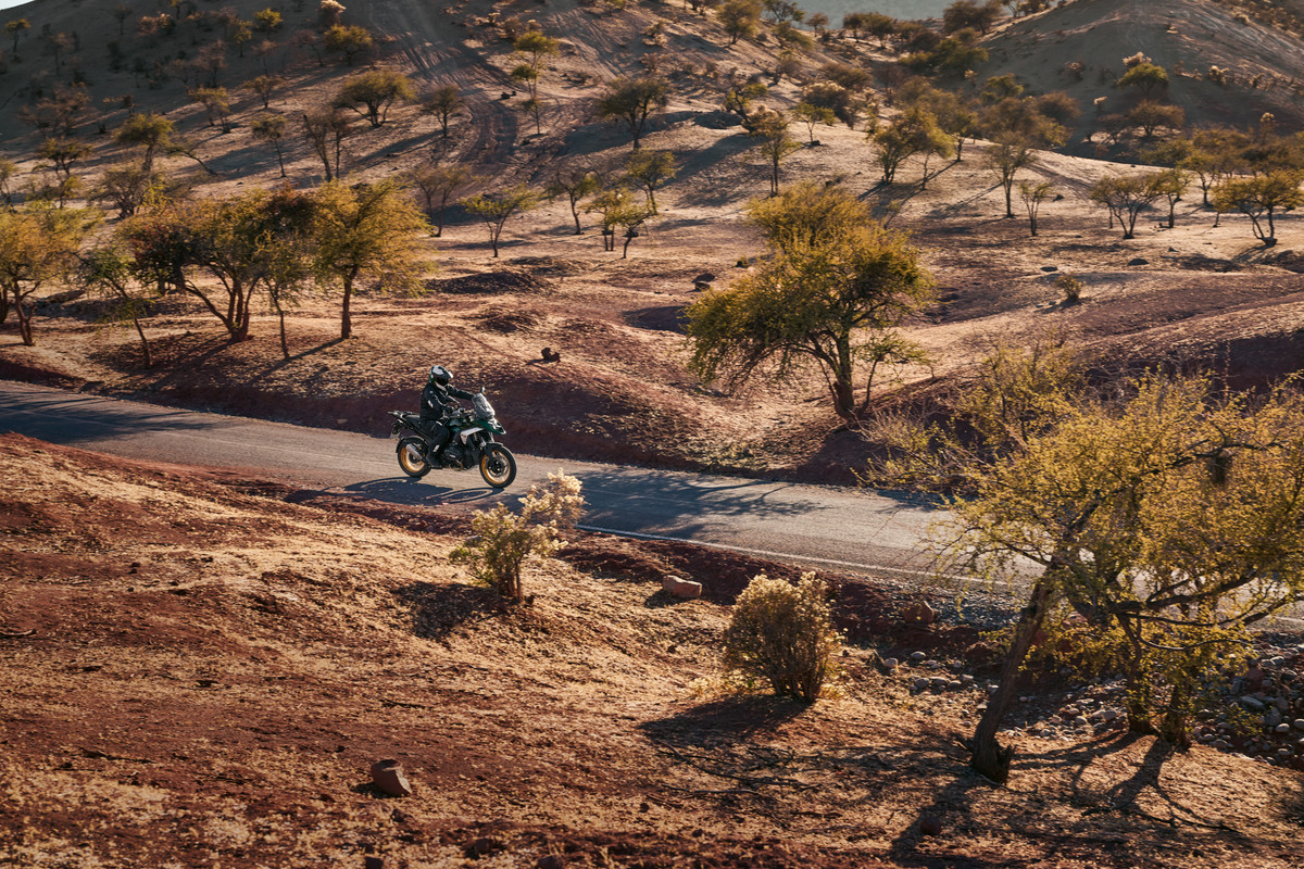 P90520799_highRes_the-new-bmw-r-1300-g