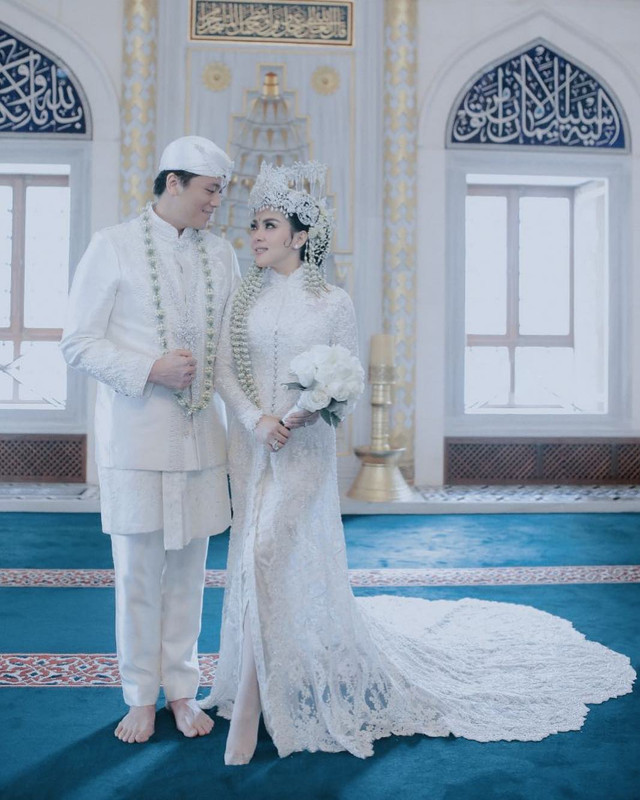 Pernikahan Syahrini dan Reino Barack