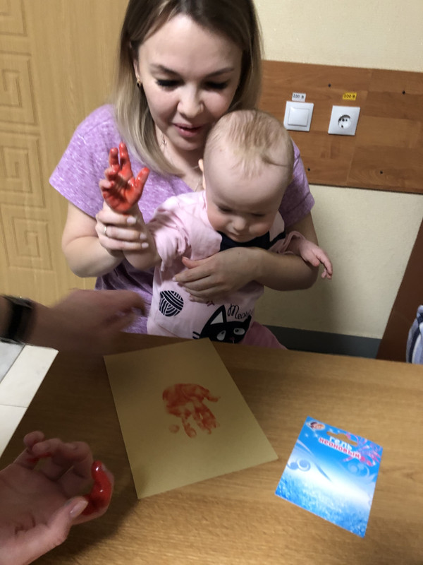 D8EF5607-9376-4683-B87B-5A466E68F226