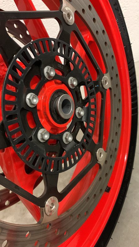 A30DE66E-11E8-499D-942A-4B0011BB3FD9