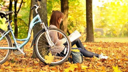 How to Live on Less than Most People Do (and Enjoy Doing It) How to Live on Less than Most People Do (and Enjoy Doing It)