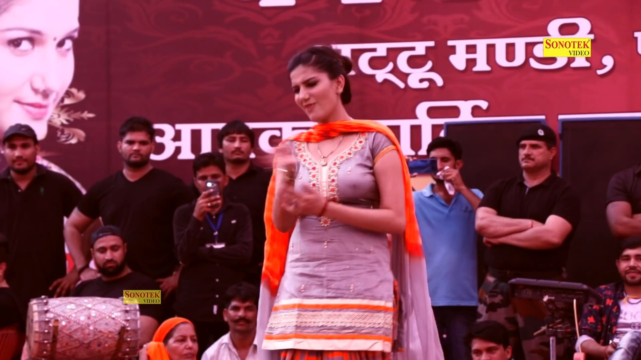 Sapna chaudhary nipple show.mp4_snapshot_01.05.040