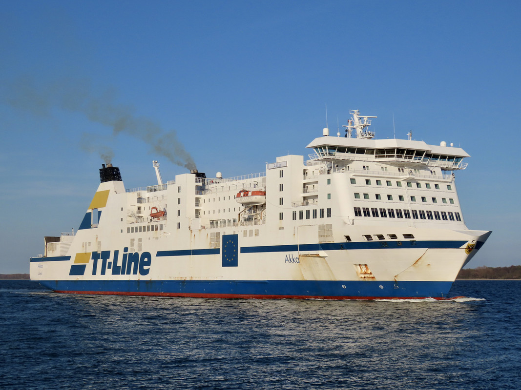 11F97A84-AD6E-4C21-A03B-C72BC017A3AA