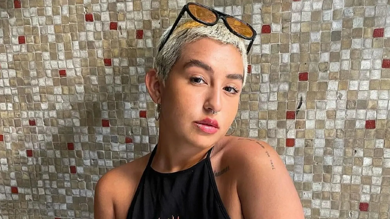 Hija de Niurka debuta en la página azul, estas son las atrevidas fotos que vende