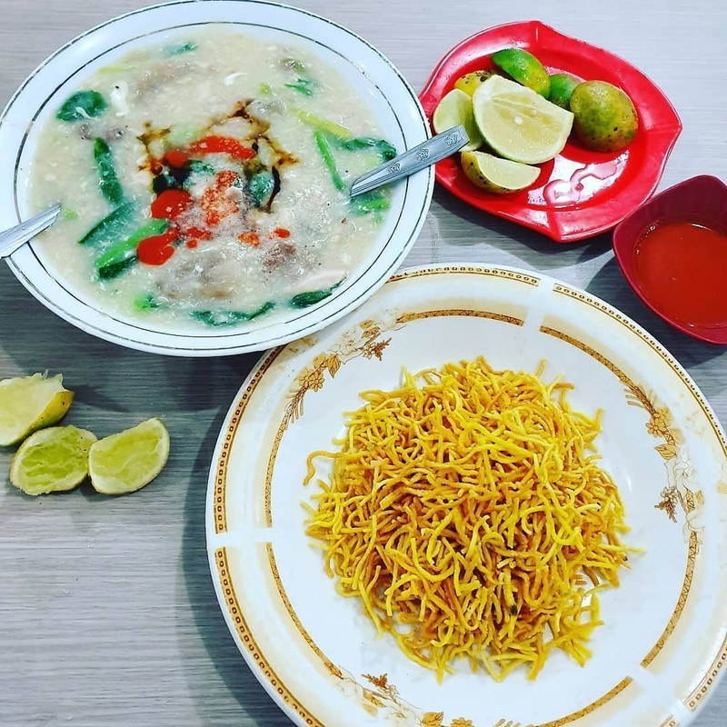 Mie Awa, tempat makan malam enak di Makassar.