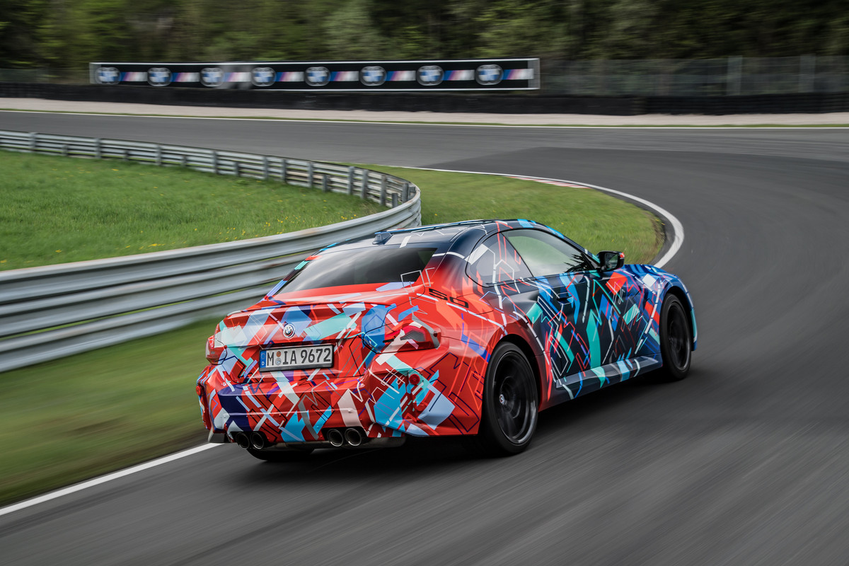 P90467976_highRes_the-all-new-bmw-m2-u