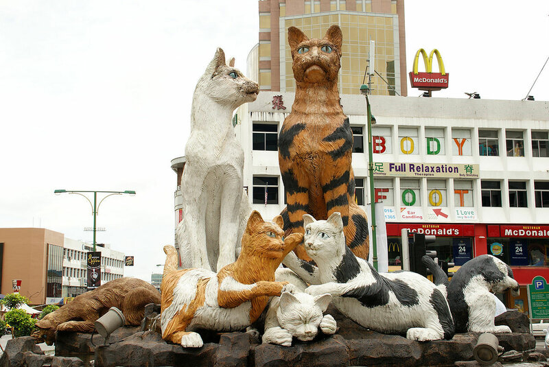 Cat-Statue-In-Kuching-Sarawak-Malaysia
