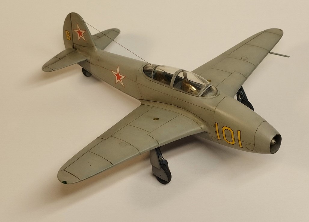  Як-21 Amodel 1/72 Ac367u89-Tgg