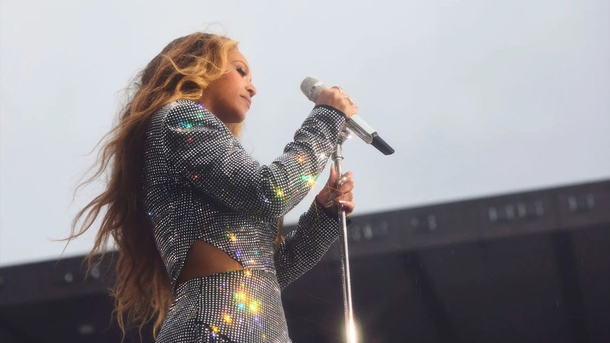 Beyonc costringe famiglie senza casa a lasciare l hotel a Londra