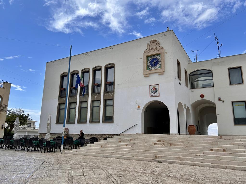 Жаркий сентябрь на побережье Тирренского моря. Жаркий сентябрь на побережье Тирренского моря.