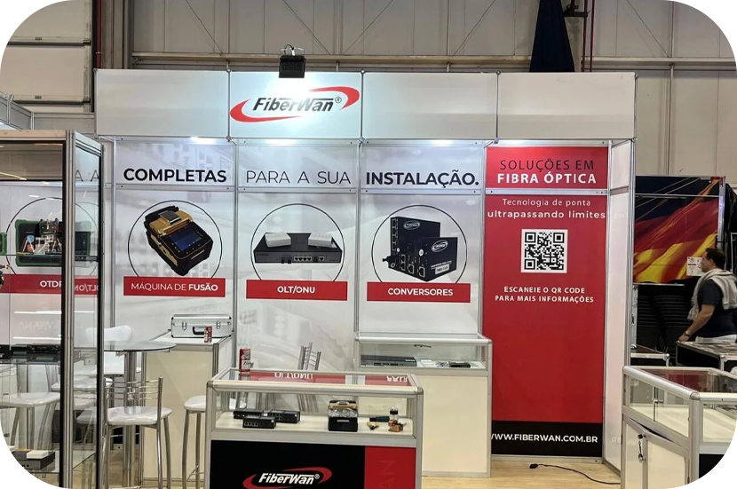 Foto do laboratÃ³rio da Fiberwan