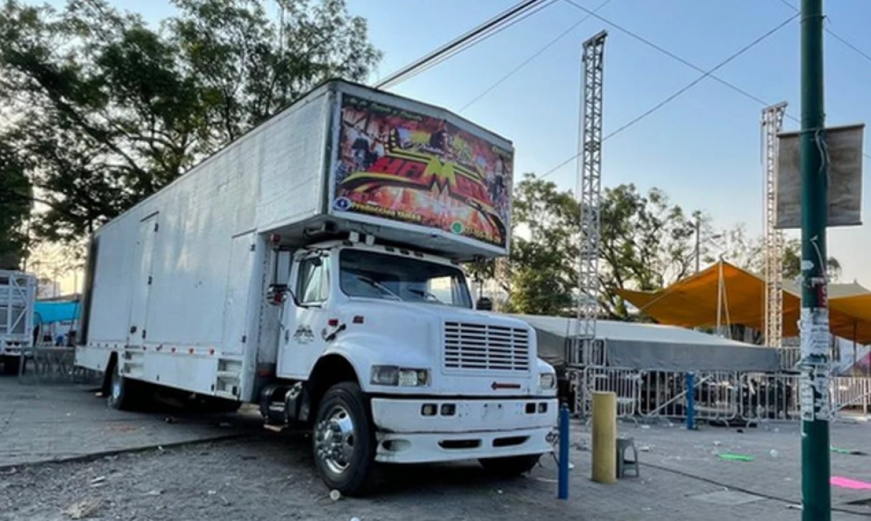 Tres cuerpos aparecieron al norte de Cuernavaca en la batea de una camioneta