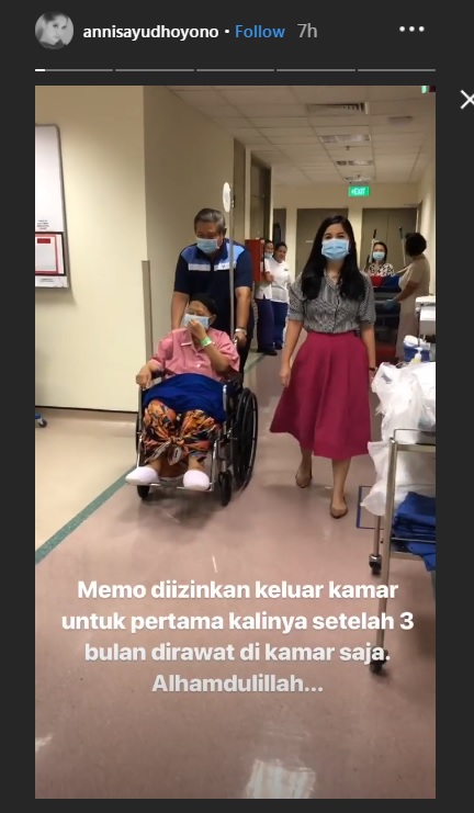 Ani Yudhoyono hirup udara segar