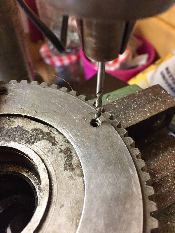 EDE26D10-E553-4CD0-B5F7-1BA4D6B11355