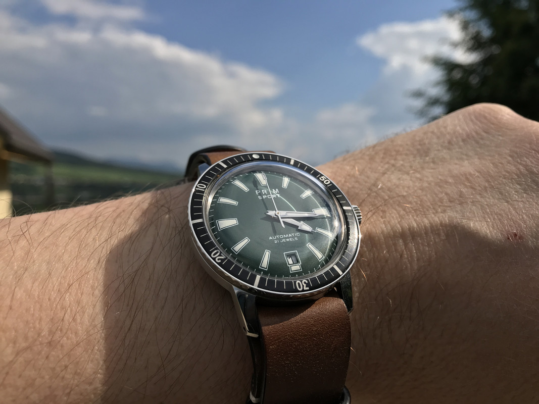 D309927-A-2958-49-A3-8-F37-7-E0-A658-F7-