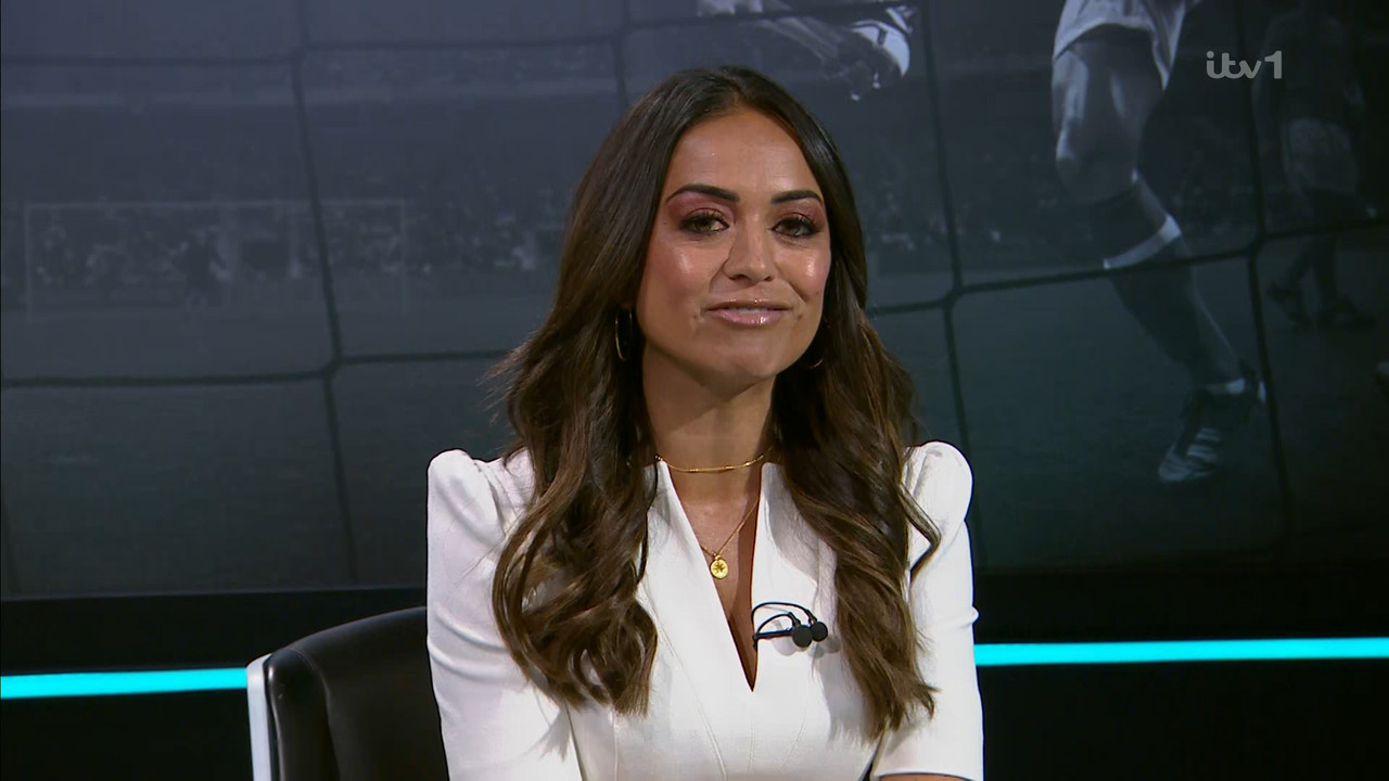 English.Football.League.Highlights.S01E26.ts_snapshot_01.44.48.729