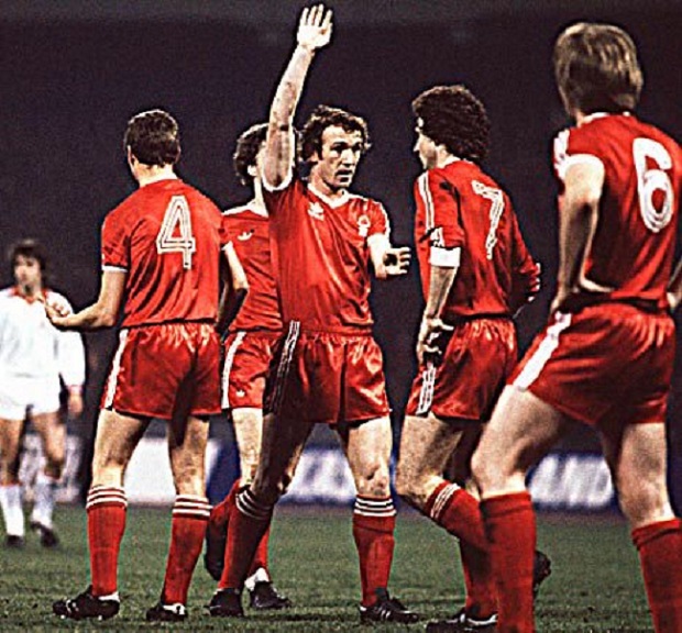[Image: Ian-Bowyer-celebrates-his-winning-header...9-to-p.jpg]