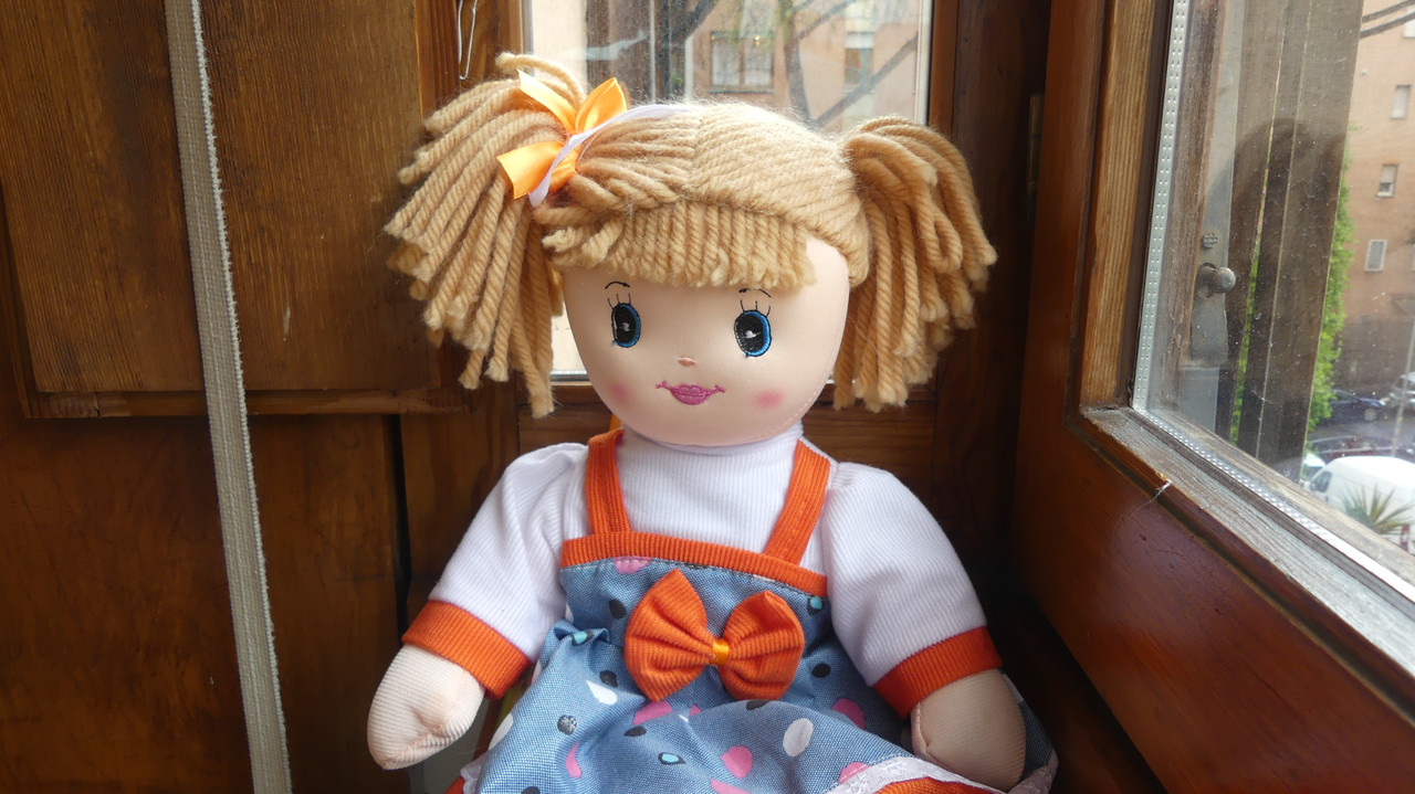 1F Bambola ISO100 FZ300 2.8 1-20s 0274