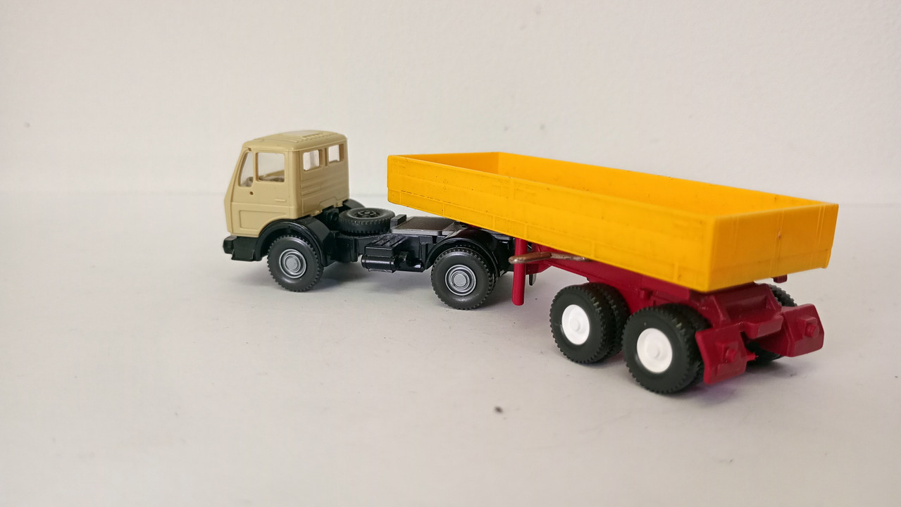 Mach (3504)