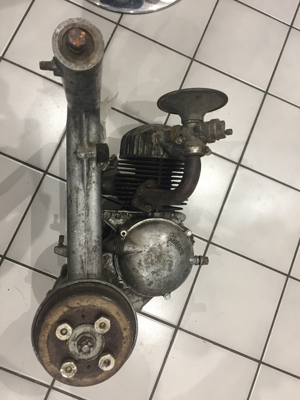 A24C9084-ADB0-489A-B24E-29F051FC04BE