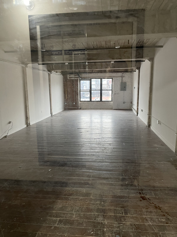 E24E67C4-634C-4EB3-9A4C-F693DDEF21EA