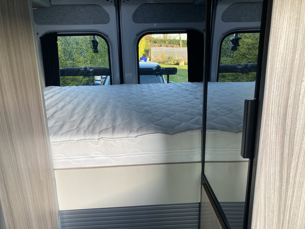 5C711275-F34B-4A65-A8ED-40980D1E3670