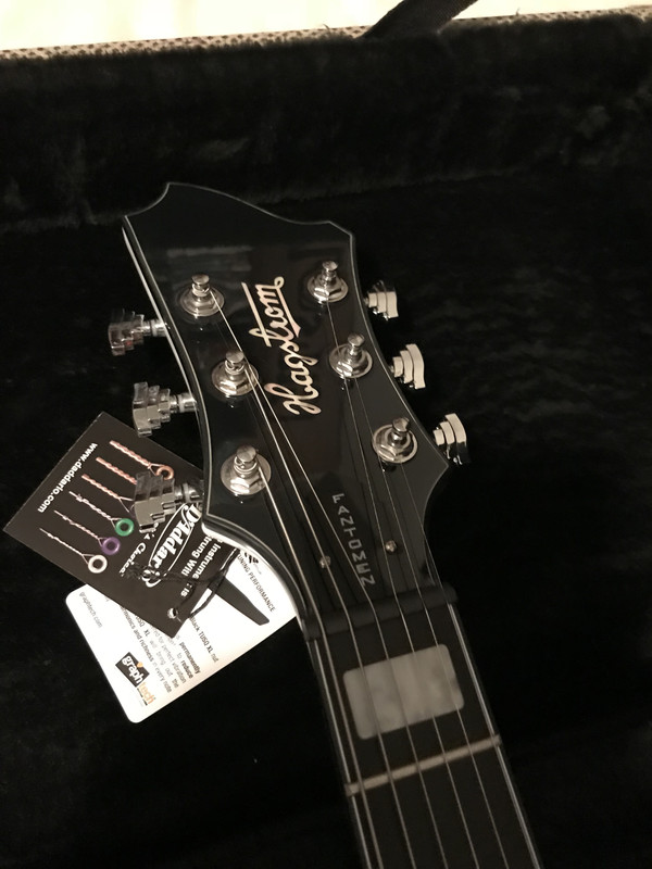 EF571339-3242-4AD9-8B2E-02C448892FDE