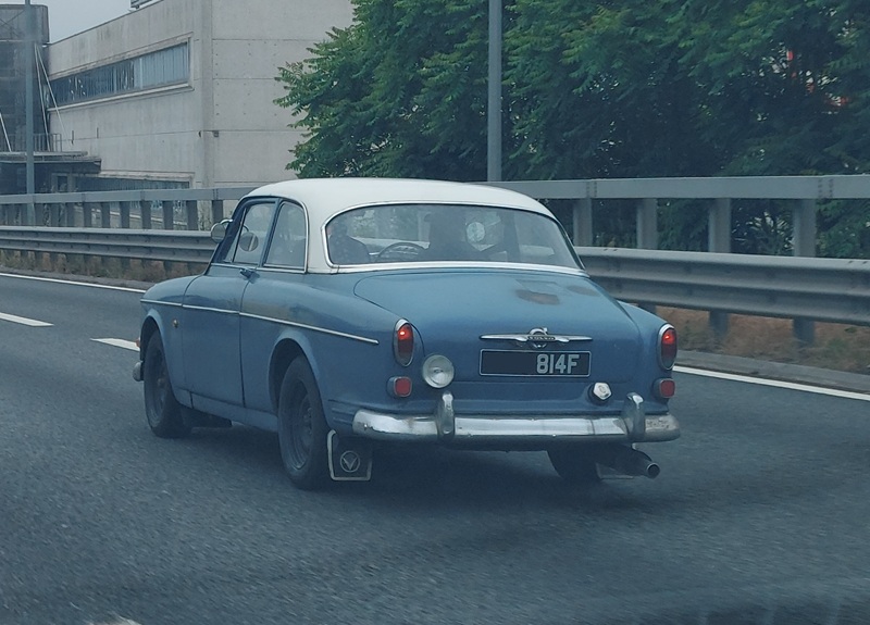 i.postimg.cc/fLwP3hk9/Volvo-122.jpg