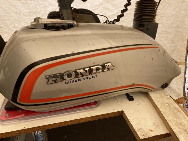 47FF1CA5-F903-4E93-9A15-9D0DC5D05C6C