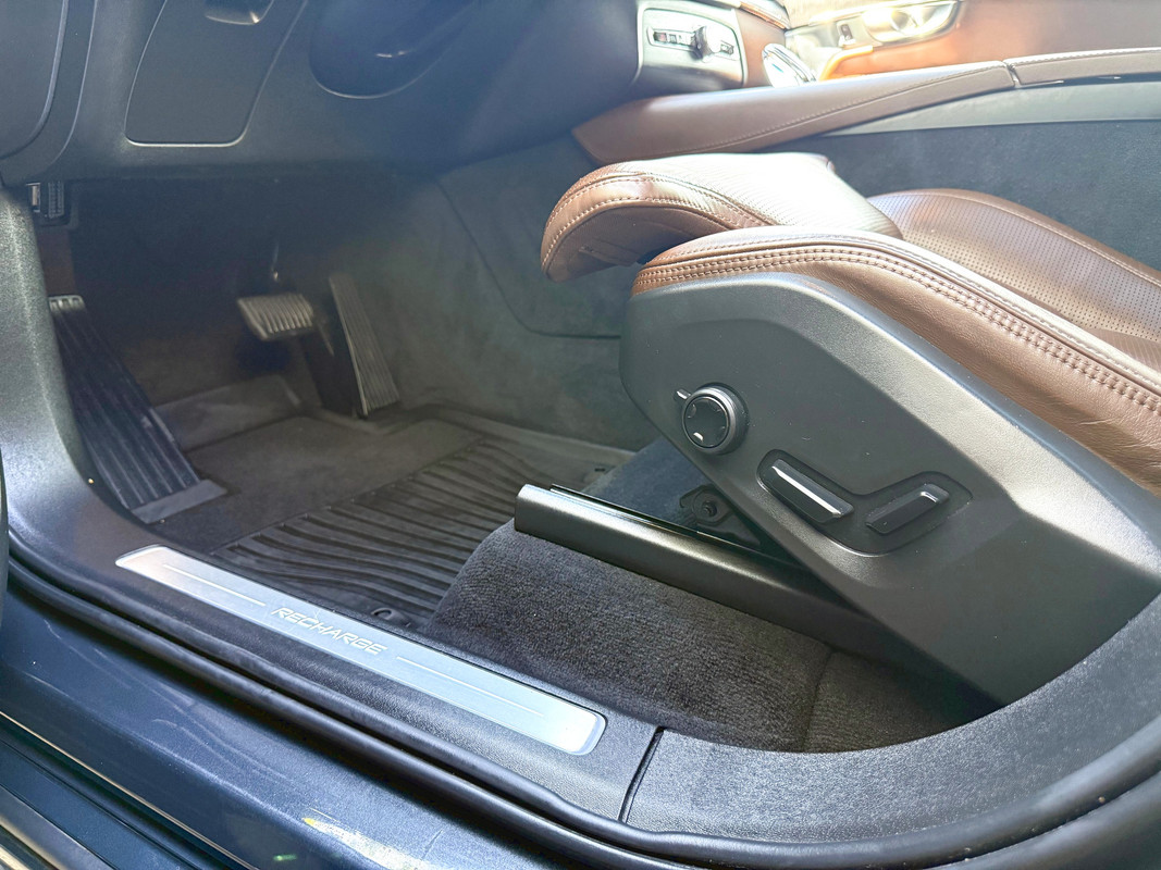 Vehicle thumbnail 14