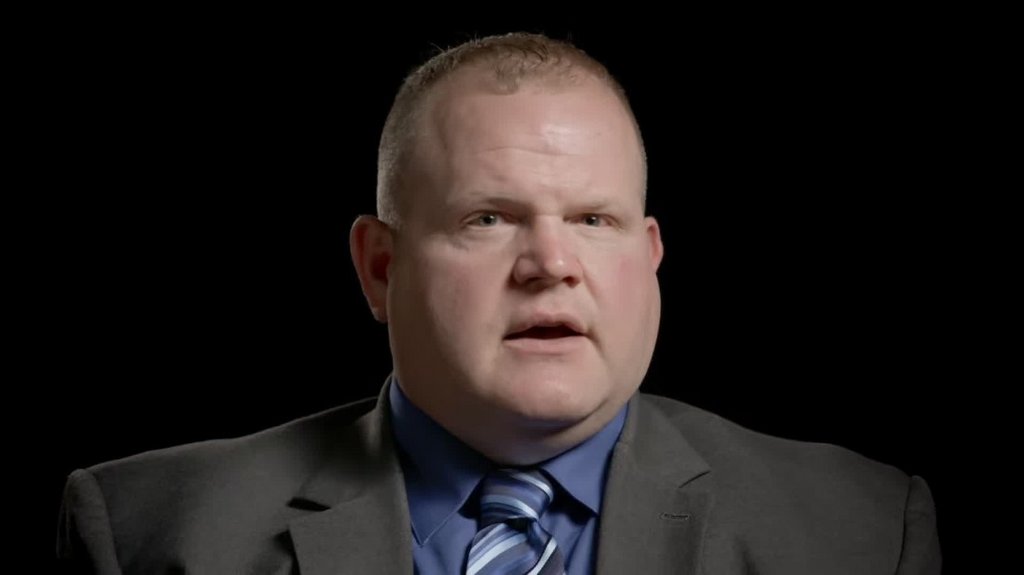 [Image: o28svbc9e6la.jpg]