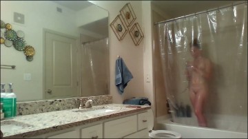 [Image: Voyeur47025133138.jpg]