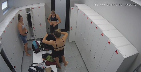 [Image: Voyeur52095100836.jpg]