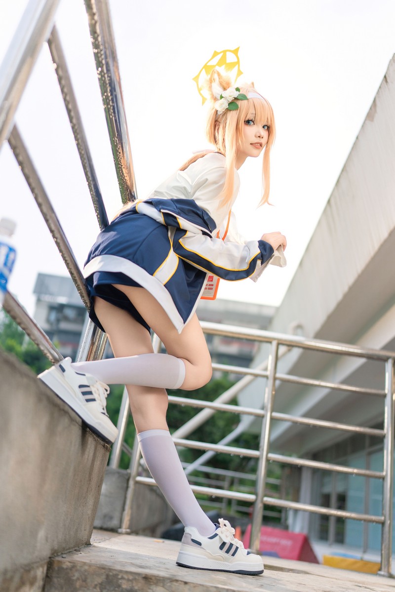 艾西Aiwest 碧蓝档案伊落玛丽体操服Cosplay写真图集 高清美图 44P (178MB)插图3