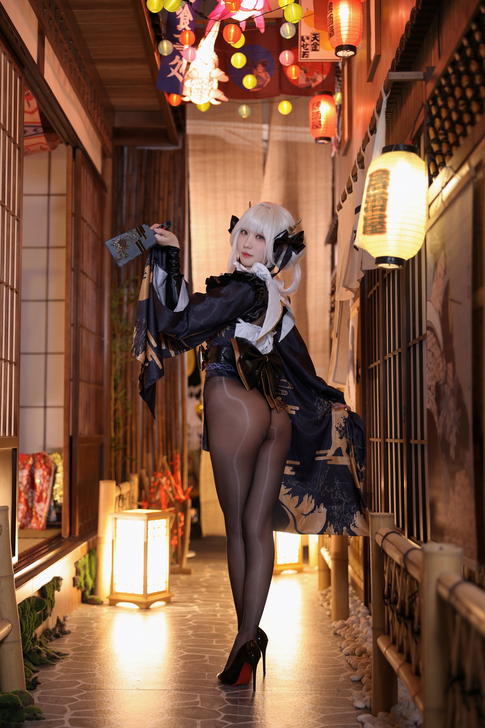 无影喵喵 NIKKE 胜利女神 布兰儿 Cosplay 写真＋视频合集｜高清大图（100P｜7V｜3.06GB）插图2