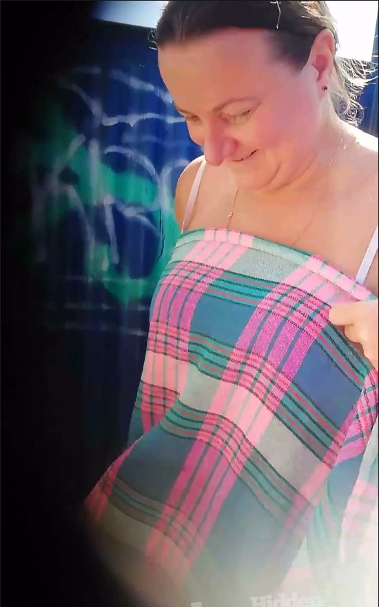 [Image: Voyeur50355123343.jpg]