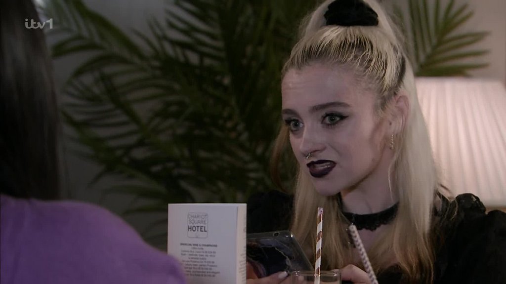 [Image: 6l8fd9hjkhs4.jpg]