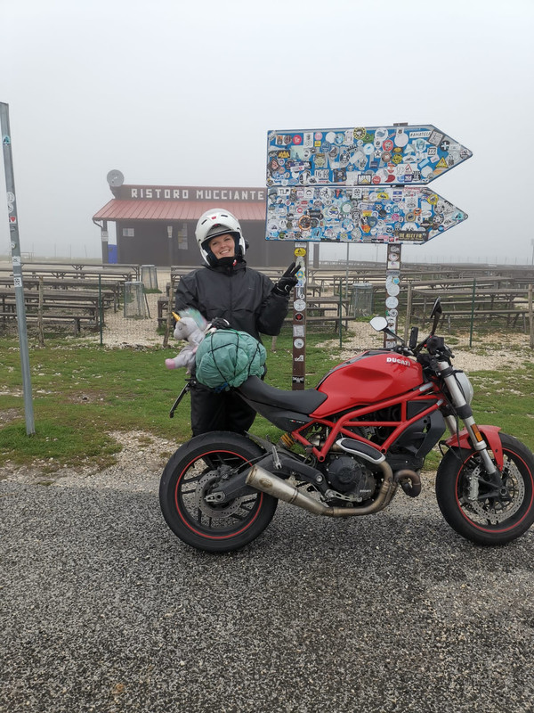 25523F71-A9BE-43C8-85EF-D7DA48CF35FC