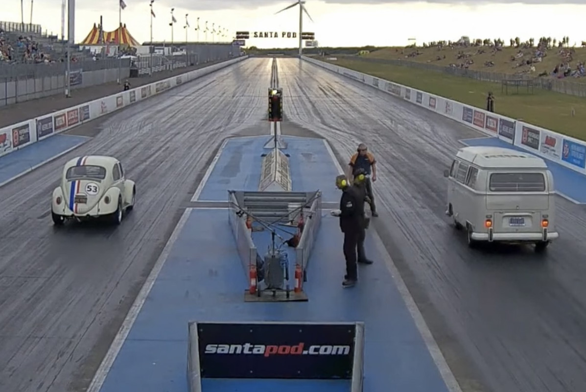 C4FA18AB-DF13-4048-849F-25116A9D68A7