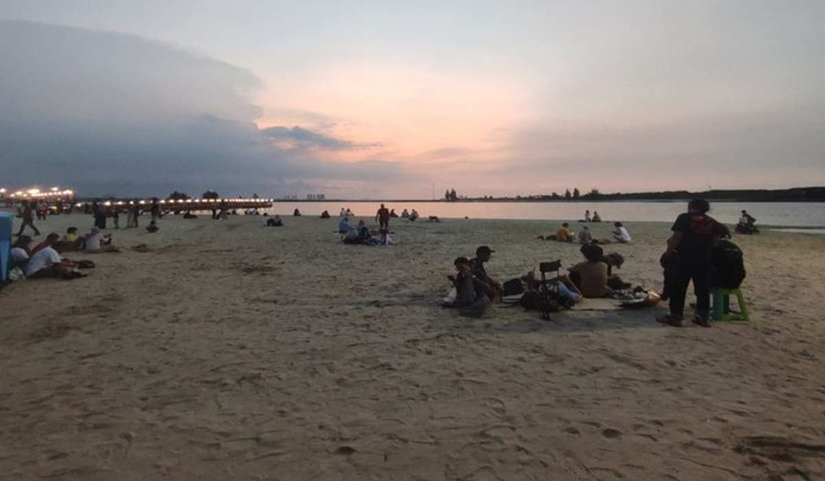 Pesona Keindahan Pantai Marina Ancol yang Sangat Indah dan Memukau 