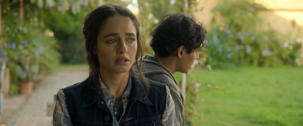 No Place to Be Single 2026 WebRip [Hindi + English] 480p 720p ESub Screenshot