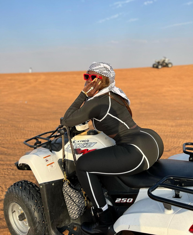 cire.traore posts 2022-01-17 12.46 CY2FiRQAfvK_6_10 272132858_1197821387418999_6364881139036119260_n