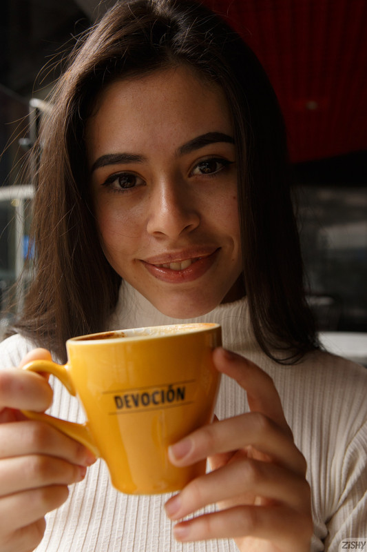 full_005_1358300487143736