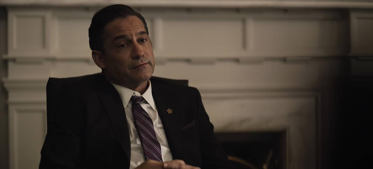 The Night Agent S01E02 Redial 2160p 10bit NF WEB DL DDP5 1 HEVC Vyndros mkv snapshot 11 30 2026 02