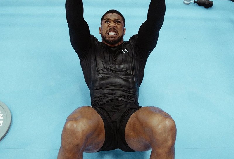 Антъни Джошуа иска да бъде резерва на Фюри и Усик