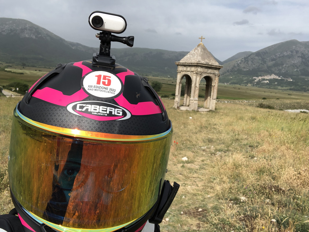 D8E59325-8421-49BA-A027-287C68E7BBEA