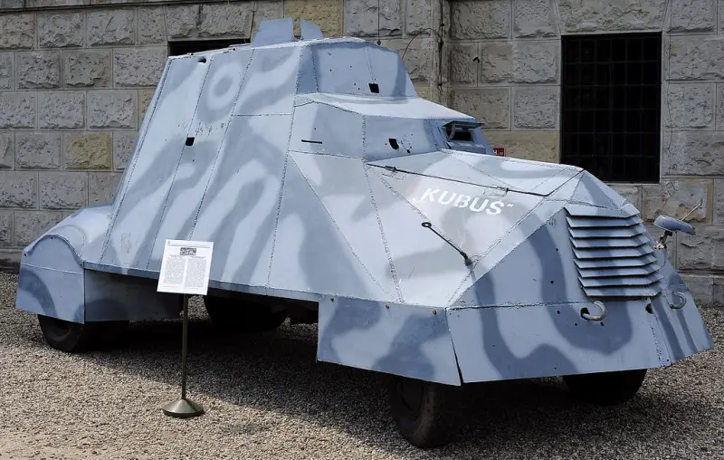 La réplica en el museo del ejército polaco