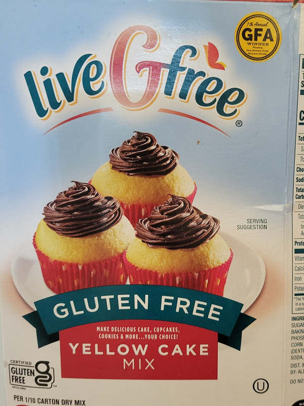 Aldi's gluten-free yellow cake mix